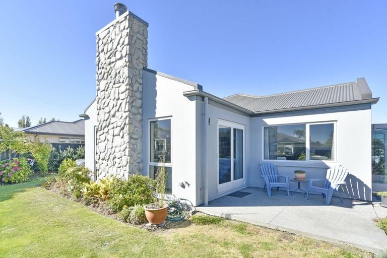 Photo of property in 2 Springbrook Lane, Northwood, Christchurch, 8051