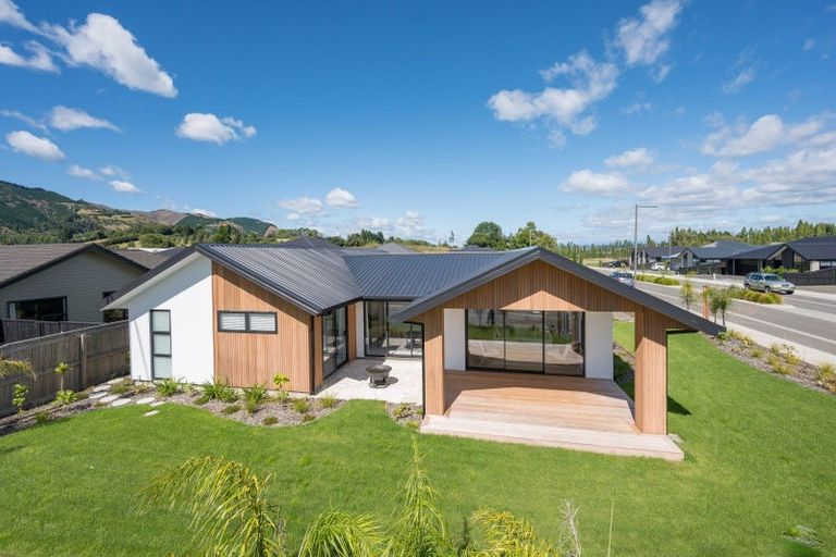 Photo of property in 1 Hallmark Drive, Hope, Richmond, 7020