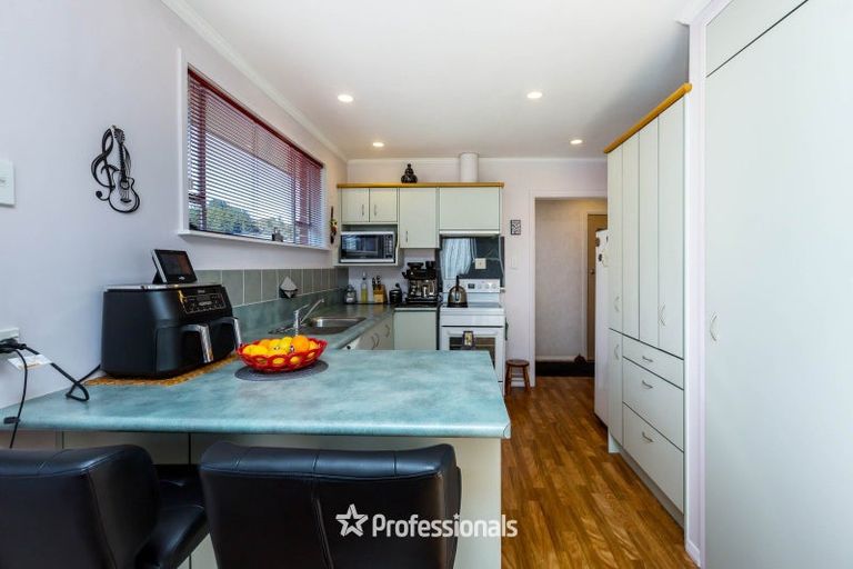 Photo of property in 39a Moeraki Road, Maoribank, Upper Hutt, 5018