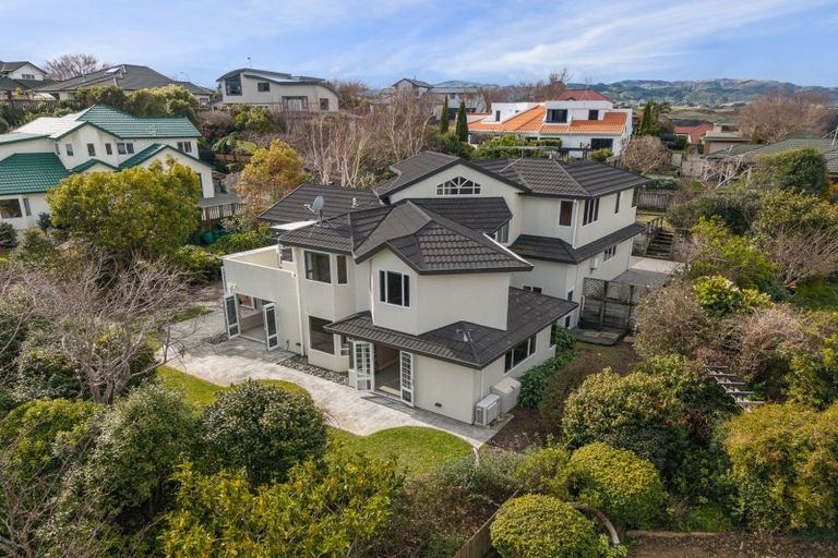 Photo of property in 40 Samwell Drive, Whitby, Porirua, 5024