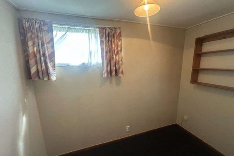 Photo of property in 6 Azalea Place, Waiuku, 2123