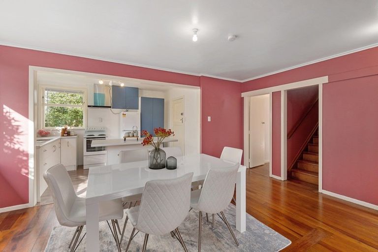 Photo of property in 3 Armagh Street, Levin, 5510