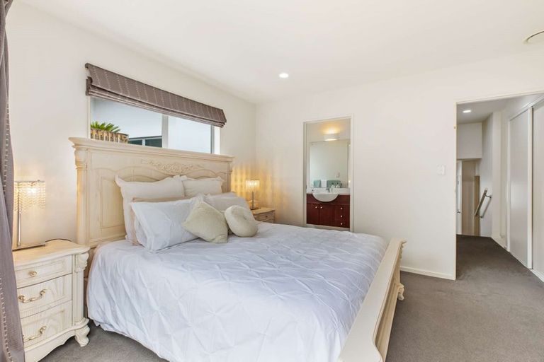 Photo of property in 11 Carento Way, Stanmore Bay, Whangaparaoa, 0932