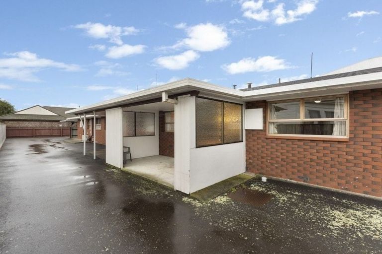 Photo of property in 1/128 Albert Street, Terrace End, Palmerston North, 4410