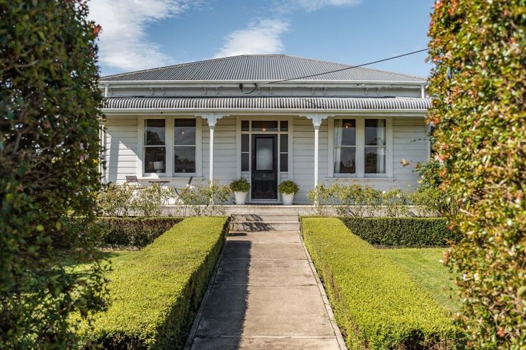 Photo of property in 13 Venice Street, Martinborough, 5711