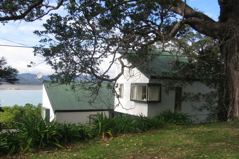 Photo of property in 1485 Wyuna Bay Road, Wyuna Bay, Coromandel, 3581