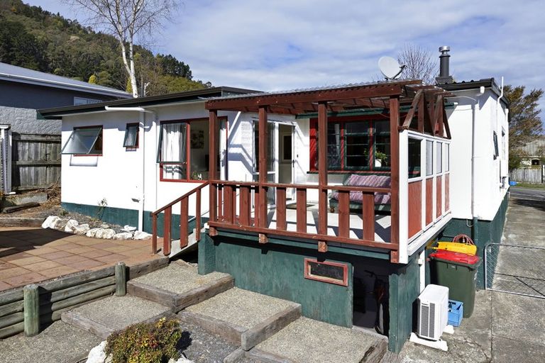 Photo of property in 51 Tukuka Street, Nelson South, Nelson, 7010