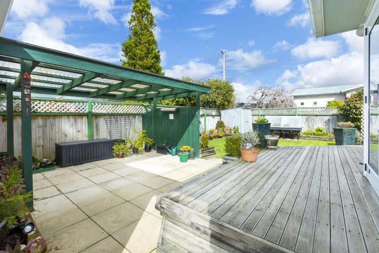 Photo of property in 380 Fergusson Drive, Heretaunga, Upper Hutt, 5018