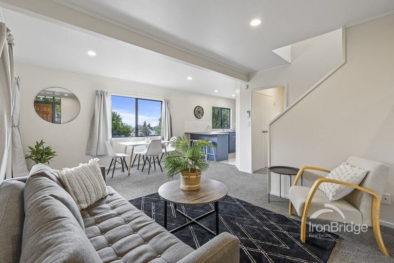 Photo of property in 113a Carlisle Road, Torbay, Auckland, 0632