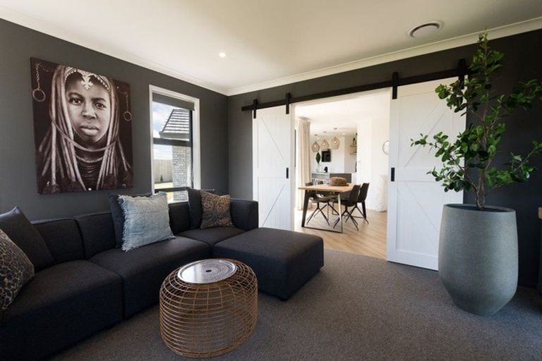 Photo of property in 12 Kennedy Quay, Huntingdon, 7774