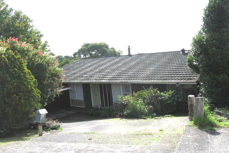 Photo of property in 111 Glengarry Road, Glen Eden, Auckland, 0602