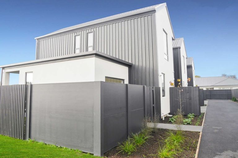 Photo of property in 132 Warden Street, Shirley, Christchurch, 8013