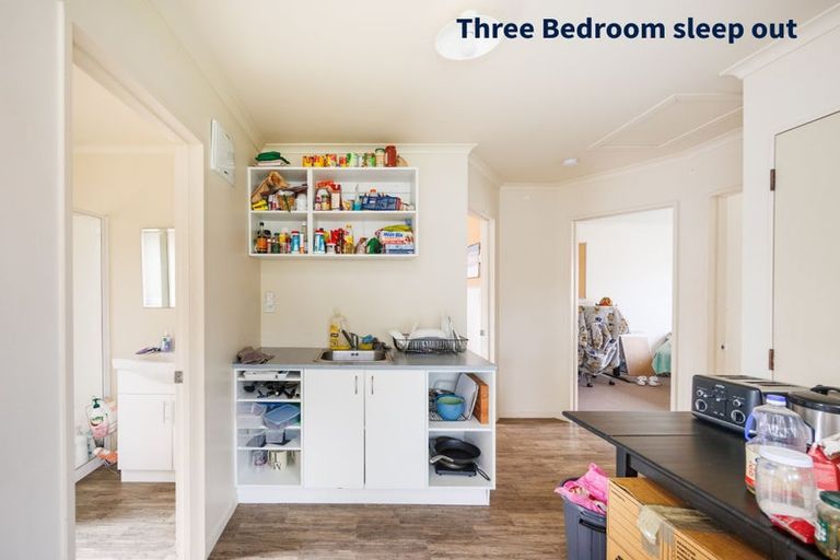 Photo of property in 6 Marne Street, Hokowhitu, Palmerston North, 4410