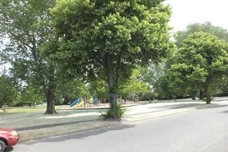 Photo of property in 25 Haynes Avenue, Upper Riccarton, Christchurch, 8041