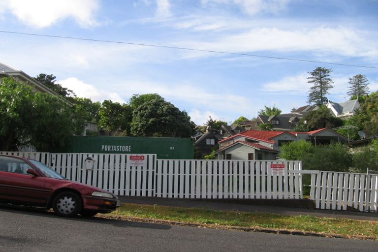 Photo of property in 18 Alberon Street, Parnell, Auckland, 1052