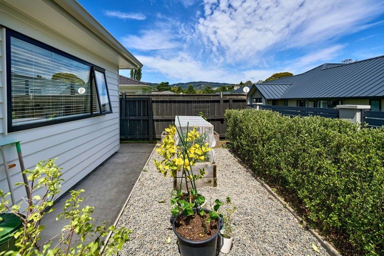 Photo of property in 9 Martha Turnell Crescent, Manor Park, Lower Hutt, 5019