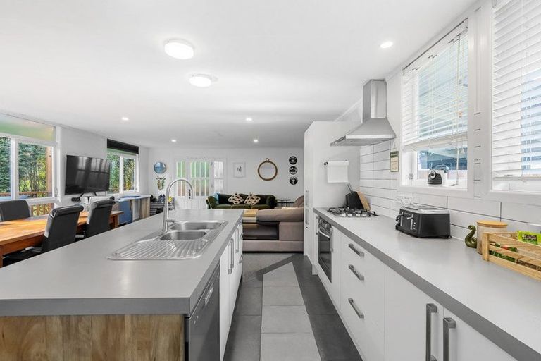 Photo of property in 2/19 Kotare Street, Hilltop, Taupo, 3330