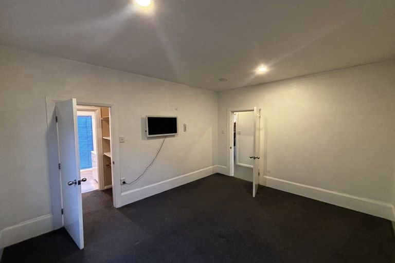 Photo of property in 8 Bell Street, Welbourn, New Plymouth, 4310