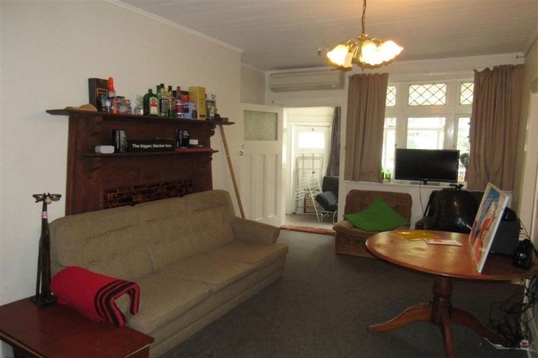 Photo of property in 195 The Terrace, Wellington Central, Wellington, 6011