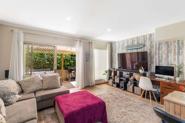 Photo of property in 34 Nautilus Drive, Gulf Harbour, Whangaparaoa, 0930