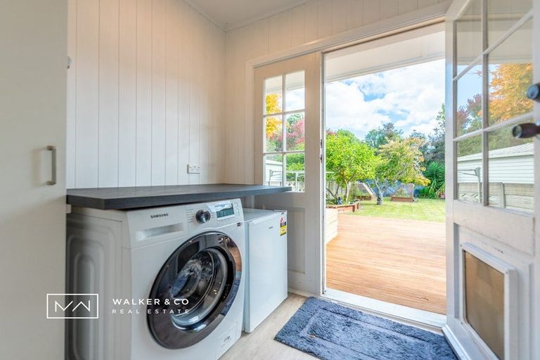 Photo of property in 51 Brentwood Street, Trentham, Upper Hutt, 5018