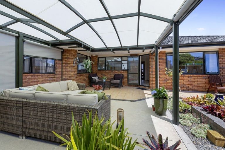 Photo of property in 4 David Street, Westown, New Plymouth, 4310