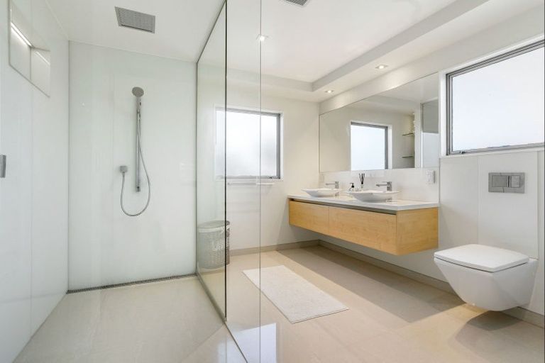 Photo of property in 517b Ocean Road, Whangamata, 3620