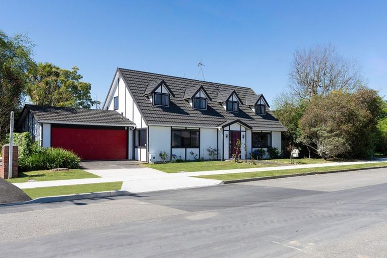 Photo of property in 38 Kings Drive, Levin, 5510