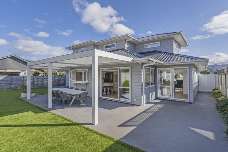 Photo of property in 100 Kupe Drive, Whitianga, 3510
