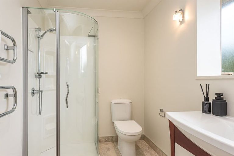 Photo of property in 371a Ilam Road, Bryndwr, Christchurch, 8053