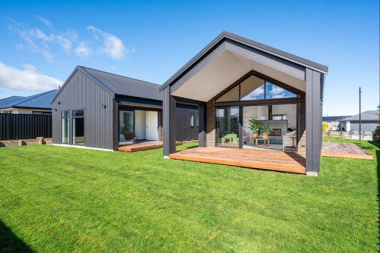 Photo of property in 3 Uku Way, Wharewaka, Taupo, 3330