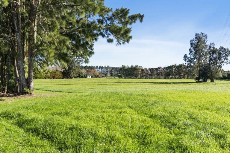 Photo of property in 12 Brookvale Lane, Taupaki, Henderson, 0782