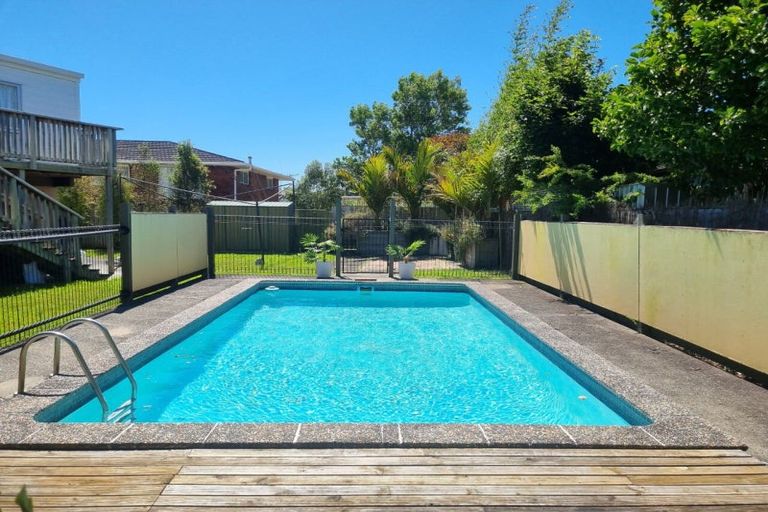 Photo of property in 4 Papawai Place, Milson, Palmerston North, 4414