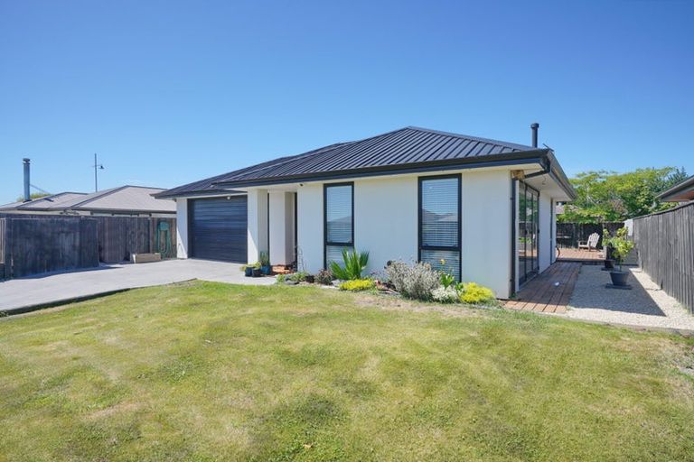 Photo of property in 3 Waimarie Street, Pegasus, 7612