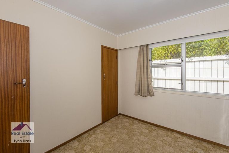 Photo of property in 11a Manse Street, Regent, Whangarei, 0112