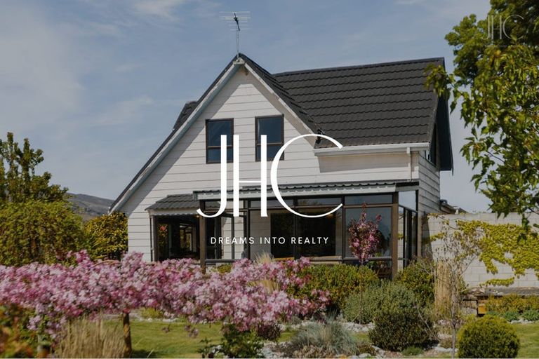 Photo of property in 93 Molyneux Avenue, Cromwell, 9310