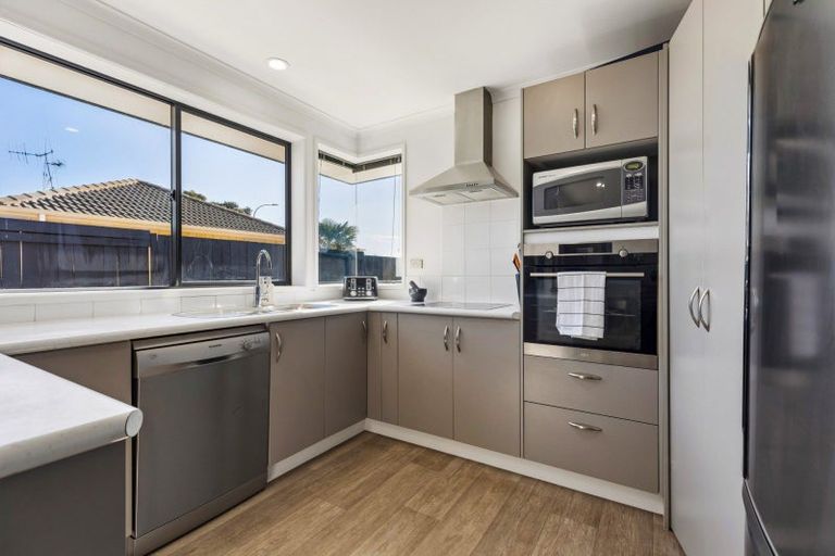 Photo of property in 710 Gloucester Road, Papamoa Beach, Papamoa, 3118
