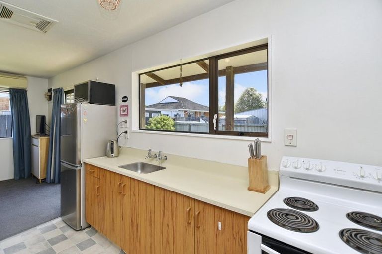 Photo of property in 15b Lindon Street, Rangiora, 7400