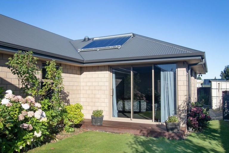 Photo of property in 17 Whiteoak Grove, Tinwald, Ashburton, 7700