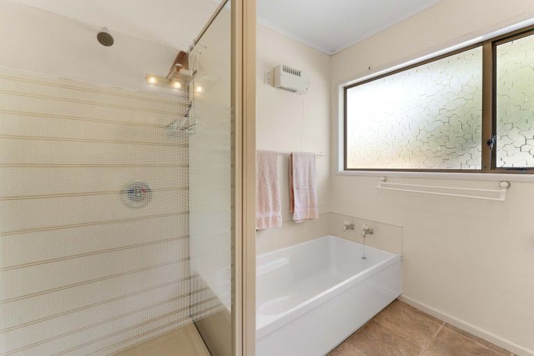 Photo of property in 10 Hammersmith Street, Richmond Heights, Taupo, 3330