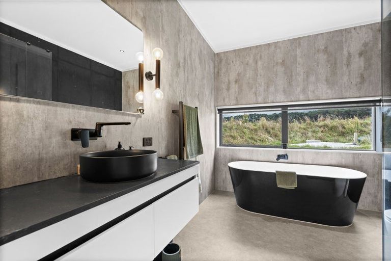 Photo of property in 17 Goodnight Lane, Ocean Beach, Featherston, 5773