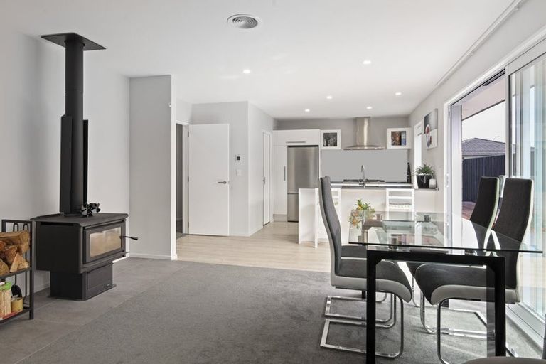 Photo of property in 13 Higgins Street, Woodend, 7610