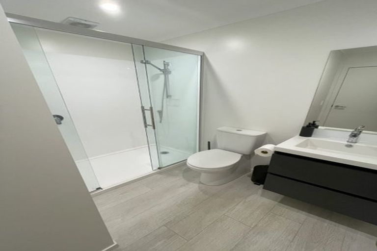 Photo of property in 8 Kauamo Close, Waiwhetu, Lower Hutt, 5010