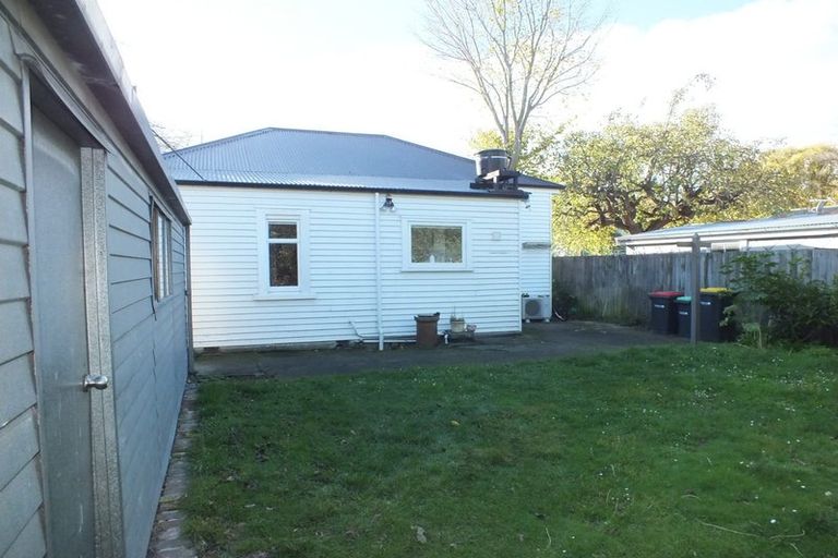 Photo of property in 5 Brockworth Place, Riccarton, Christchurch, 8011