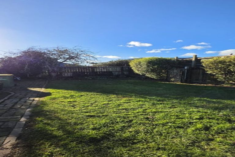 Photo of property in 27b Sutton Crescent, Papakura, 2110