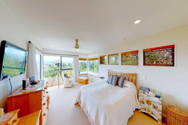 Photo of property in 9 Kotare Place, Sandspit, Warkworth, 0982