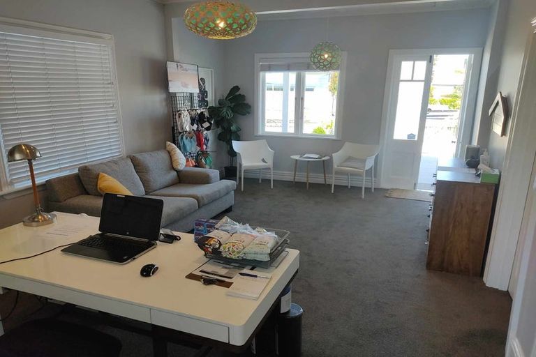 Photo of property in 42 Ossian Street, Ahuriri, Napier, 4110