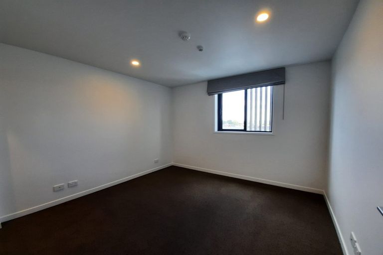 Photo of property in 12/169 Hobsonville Point Road, Hobsonville, Auckland, 0616