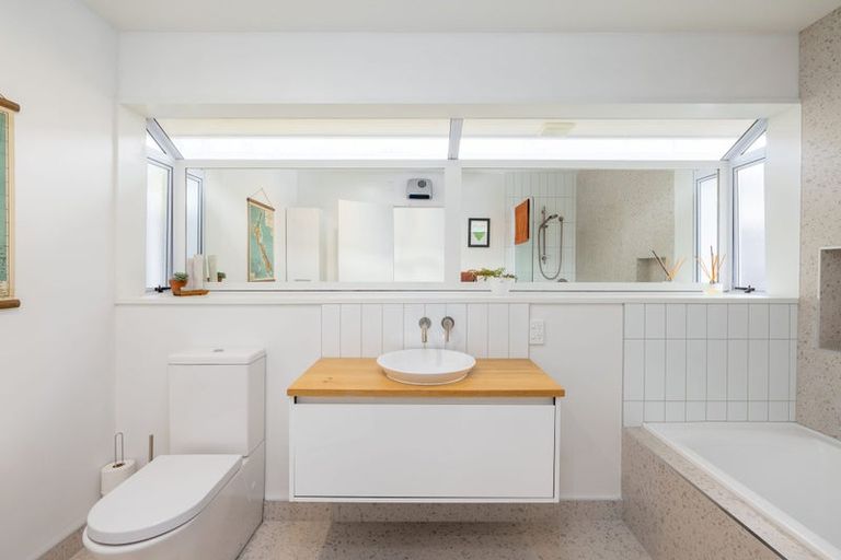 Photo of property in 2/16 Wakatu Avenue, Moncks Bay, Christchurch, 8081