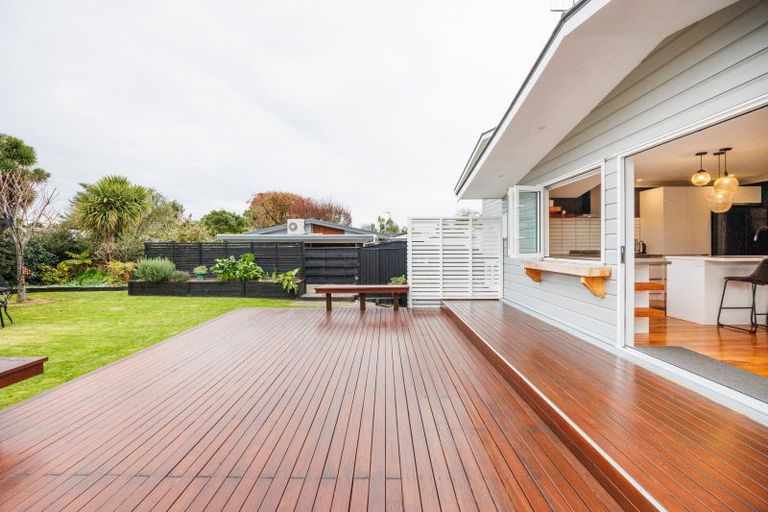 Photo of property in 50 Newcastle Street, Hokowhitu, Palmerston North, 4410